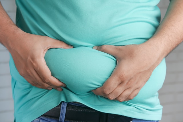 Chronic stress raises cortisol, fuels belly fat, and slows your metabolism. Learn how to break the cycle without another crash diet.